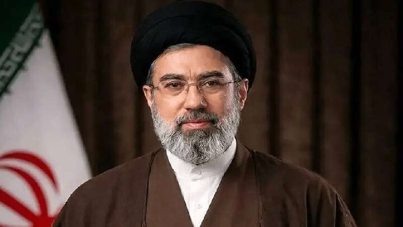 پیام رهبر انقلاب به مناسبت روز کارگر و روز معلم